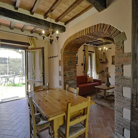 Vernazzano Basso Sleeps 6