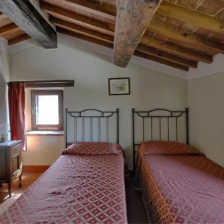 Vernazzano Basso Sleeps 6 公寓
